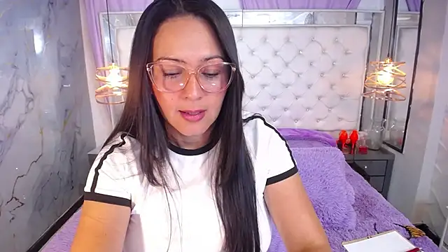 Georgina-Musk online show from October 11, 8:44 pm