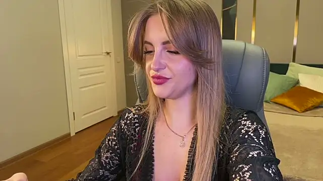 anita blairr online show from April 3, 1:14 am