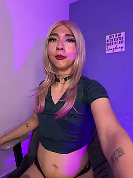 sofi elfqueen online show from May 16, 12:02 am
