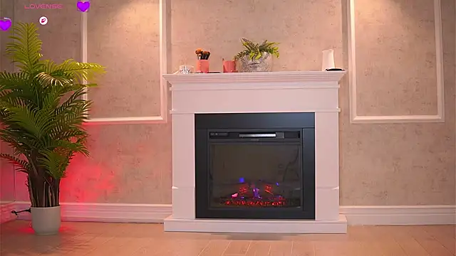Snapshot of Abbela_White chatting on October 13, 5:21 am Abbela White online show from October 13, 5:21 am