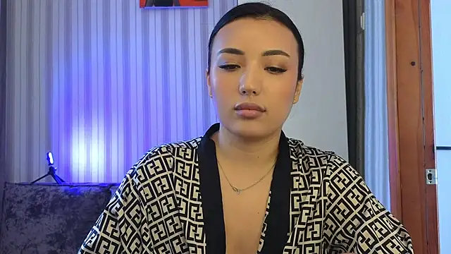 lily  foster online show from September 23, 7:17 am