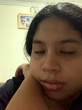 moncerrat luna online show from November 4, 2:05 am