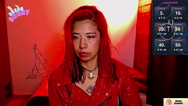 Roxanbunny1 online show from October 2, 7:46 am