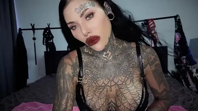 claudiacvc95 online show from March 5, 5:25 am