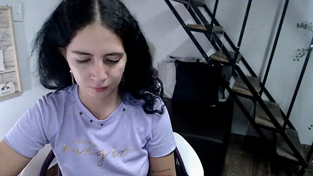 samantha baby  online show from October 6, 5:40 pm