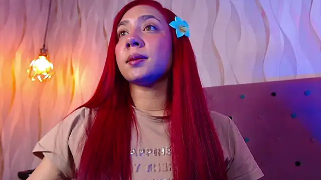 IsabelaLatina online show from February 8, 4:05 am