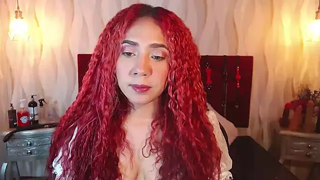 IsabelaLatina online show from June 4, 1:33 am