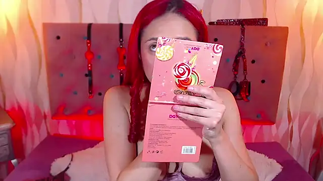 IsabelaLatina online show from December 20, 8:46 pm