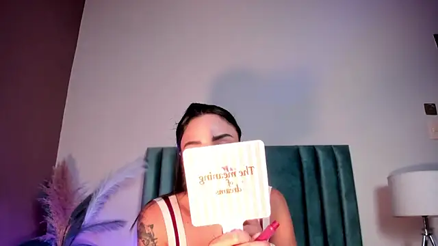 NoraDasilva online show from February 19, 11:47 pm