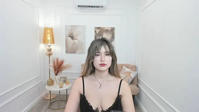 AnneTLi online show from March 24, 9:03 am