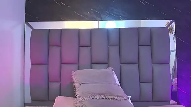  MiaBrown  online show from February 16, 12:05 pm