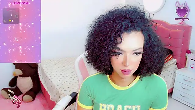 Snapshot of Tanedra_collings chatting on October 18, 4:59 am Tanedra collings online show from October 18, 4:59 am