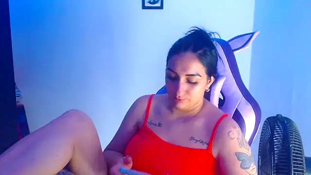 Snapshot of liz_dirty chatting on October 4, 10:36 pm liz dirty online show from October 4, 10:36 pm