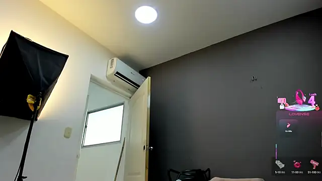 MariaGaitan online show from October 15, 7:05 pm