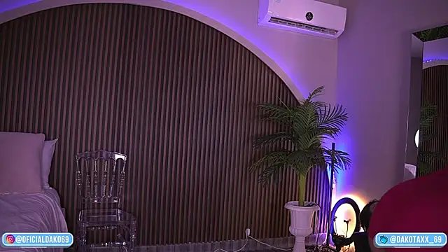 Dakota Lee online show from October 24, 3:02 am