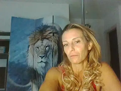 Snapshot of Strip-Nomy chatting on October 22, 3:00 am Strip-Nomy online show from October 22, 3:00 am