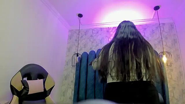 nalalye cruzz  online show from December 14, 3:12 am