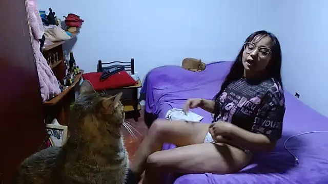 clarisse69 online show from February 28, 5:18 am