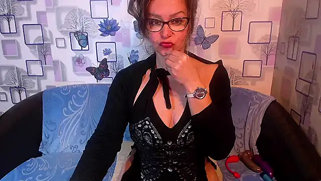 milfsexy online show from October 15, 11:35 am