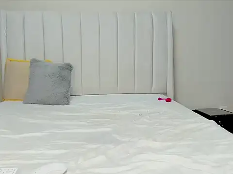  heavenlysent online show from November 25, 4:25 am