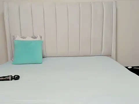  heavenlysent online show from December 14, 4:29 am