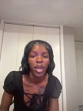 wishwashhy22 online show from February 27, 5:29 am