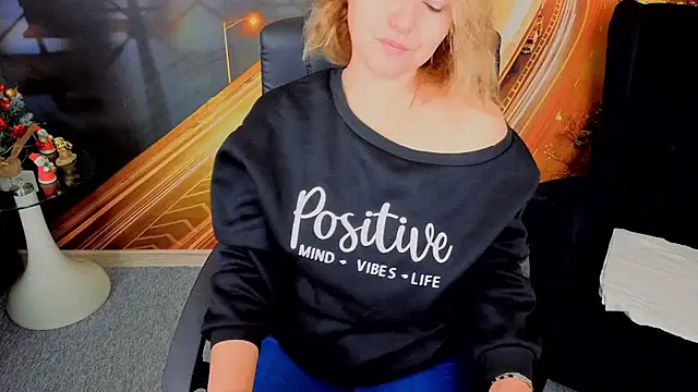 EmmaxPark online show from December 15, 7:02 am