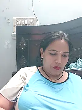 Poojabhabi101 online show from April 4, 8:24 am