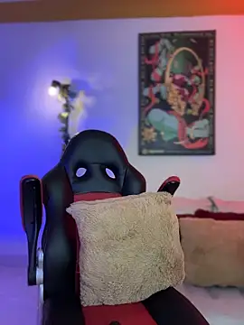 ZahaRoseee online show from April 7, 3:08 am