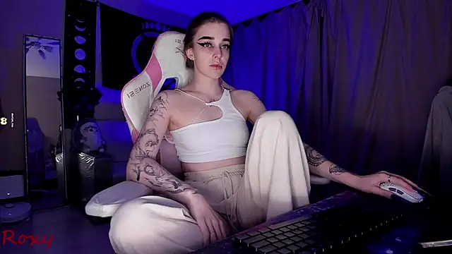 wet dream  online show from October 18, 4:53 pm