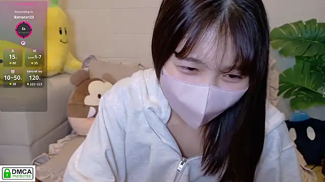 SUZU  online show from March 17, 3:05 pm