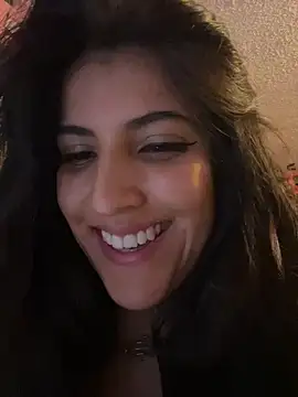 azahar  ziiz online show from March 12, 1:52 am