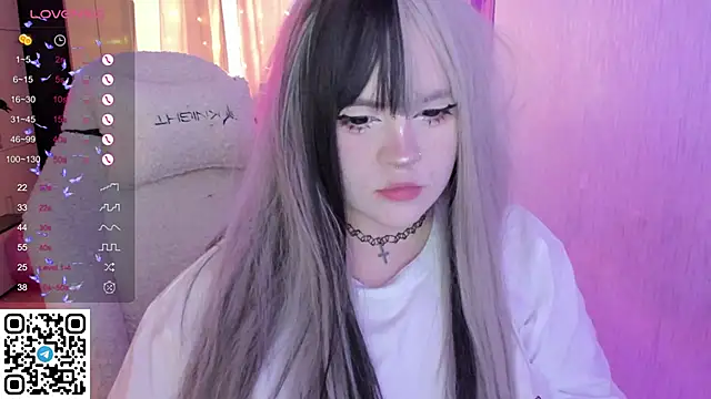 SelenaCute online show from March 11, 6:06 am