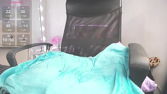 Snapshot of Celeste__sweetx chatting on September 25, 2:49 pm Celeste sweetx online show from September 25, 2:49 pm