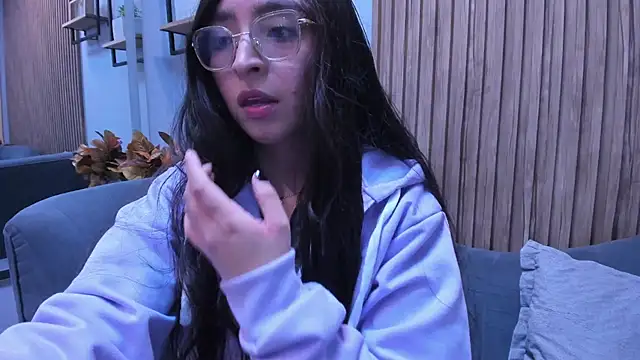 Snapshot of Eva_Macalliter chatting on September 13, 3:36 am Eva Macalliter online show from September 13, 3:36 am