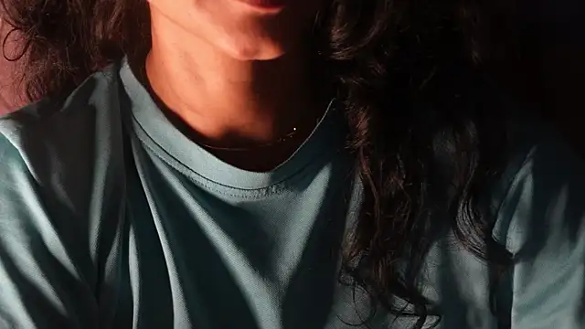 Snapshot of -AyeshaSinghania- chatting on September 17, 5:00 pm -AyeshaSinghania- online show from September 17, 5:00 pm