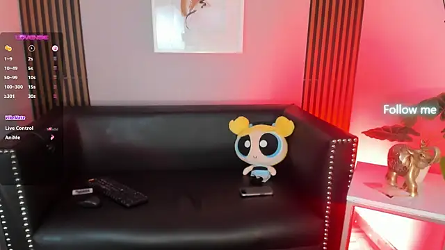 emily roberts1 online show from September 9, 1:33 pm