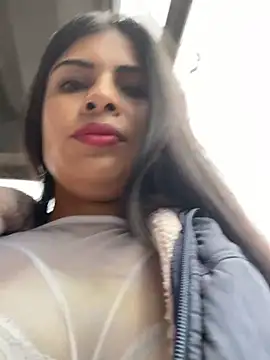 Astrid-- online show from April 7, 3:03 pm