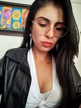 Astrid-- online show from January 6, 7:50 pm