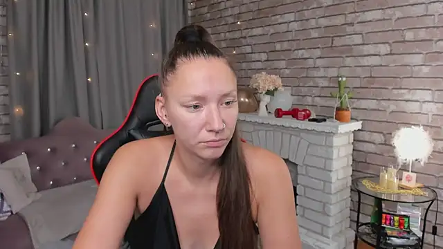 SarahCoksss online show from March 20, 12:59 am