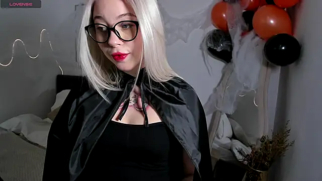 SimonaGerry online show from October 29, 4:39 am