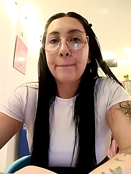 You-kitty2025 online show from December 17, 1:11 am