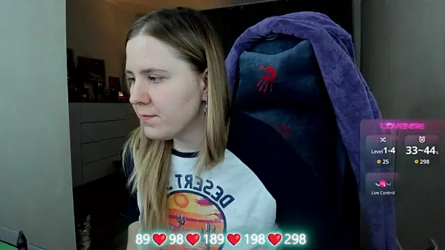 Olivia Munk online show from February 3, 6:22 am