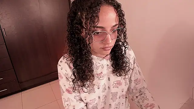 Snapshot of DAHLIA_BROWNIE chatting on September 26, 4:21 am DAHLIA BROWNIE online show from September 26, 4:21 am