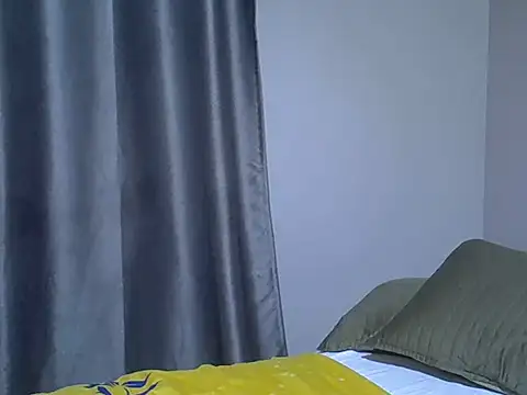 East queen online show from December 18, 6:12 pm