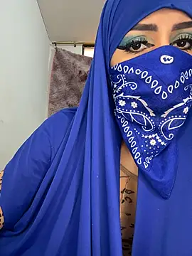  alabina  online show from November 17, 4:30 pm