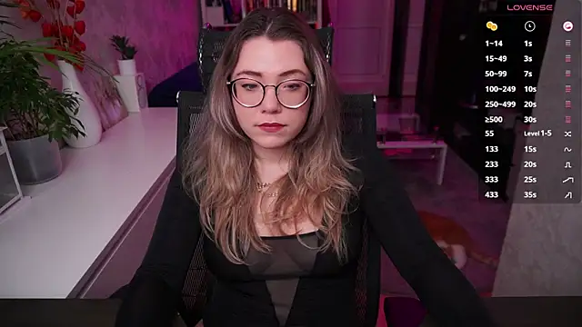 RemyCute online show from February 28, 5:23 pm