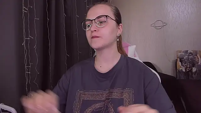 MissBrightShine online show from September 21, 12:04 pm