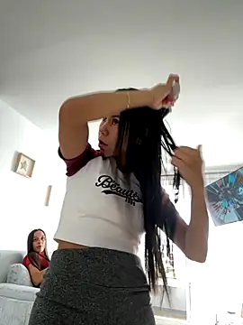 Snapshot of dominantandsubmissiveshow chatting on October 6, 7:51 pm dominantandsubmissiveshow online show from October 6, 7:51 pm