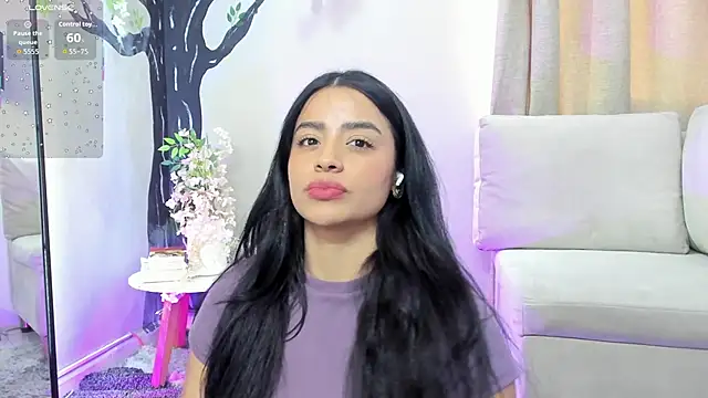 Paula Desousa online show from October 15, 10:01 pm